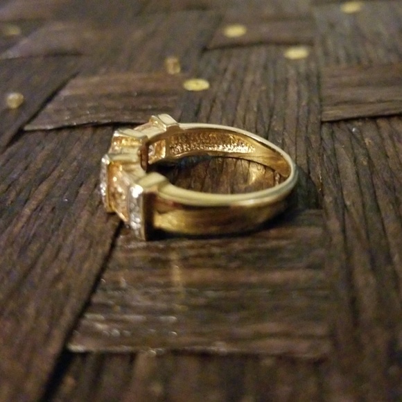 Ring - Picture 6 of 8